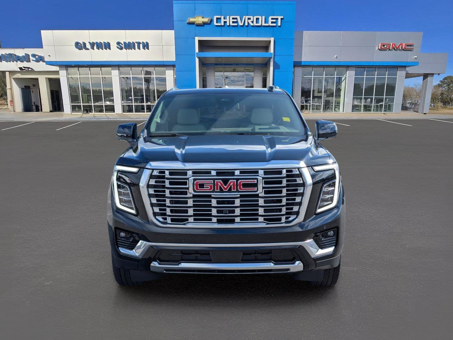 2025 GMC Yukon — side profile view